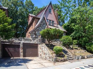 15015 85th Ave, Jamaica, NY 11432