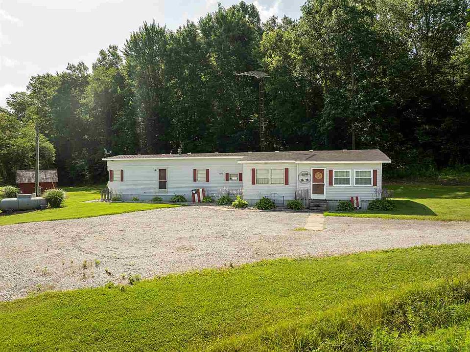 1st image of 4000 W County Road 400 N