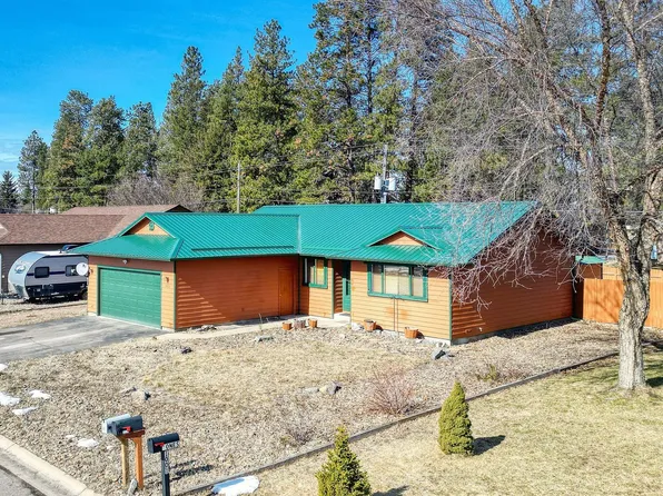 1003 Scenic Dr, Columbia Falls, MT 59912