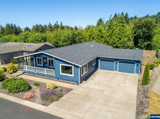 145 SE Whalesong Dr, Depoe Bay, OR