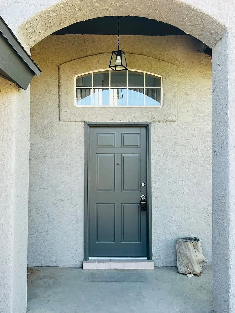 Charming 3 bedroom, 2 bath home in East El Paso! — Photo 2