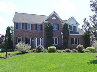 322 Steeplechase Dr, Cranberry Township, PA
