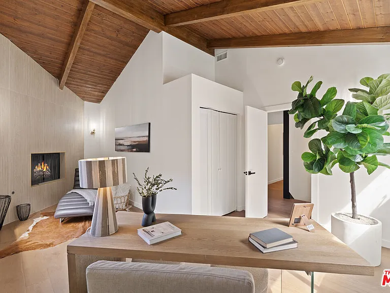 8506 Oak Ct — Photo 34