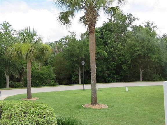 4th image of 11138 W Cove Harbor Dr