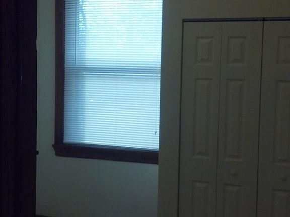 Smaller front bedroom