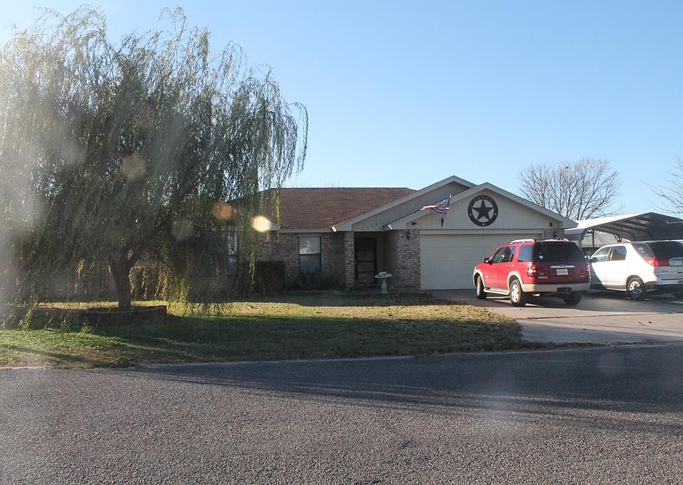 1st image of 1005 Cricket Ln