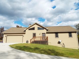 203 Camp Galilee Rd, La Follette, TN 37766