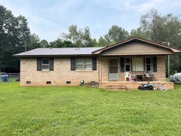 113 Arthur Smith St, Bennettsville, SC 29512
