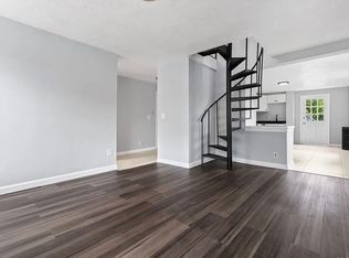 78 Walnut St FLOOR 2, Hyde Park, MA 02136