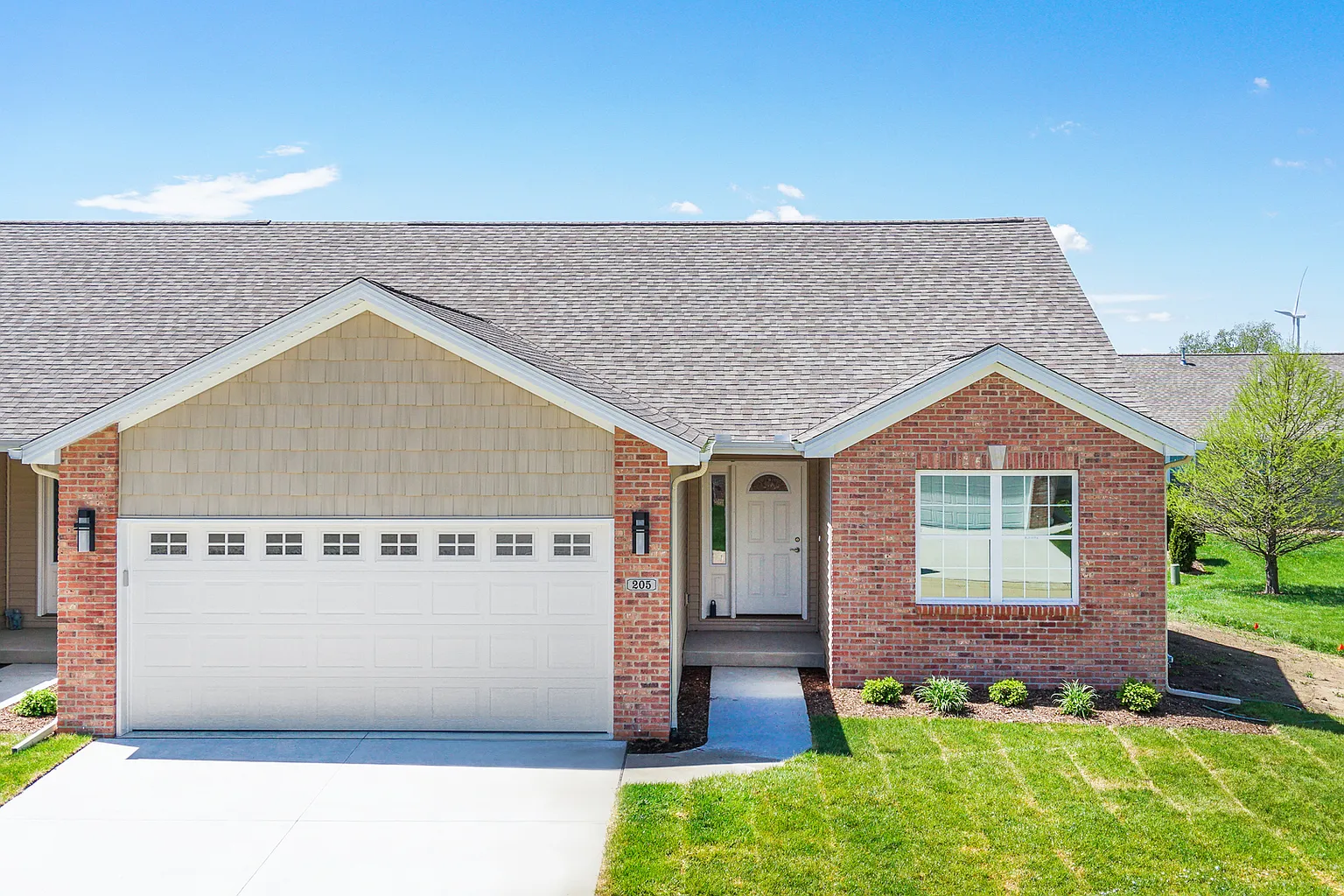 205 Cassidy Rd photo 1