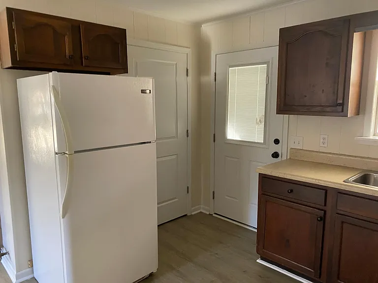 3209 Old Opelika Rd #B — Photo 5