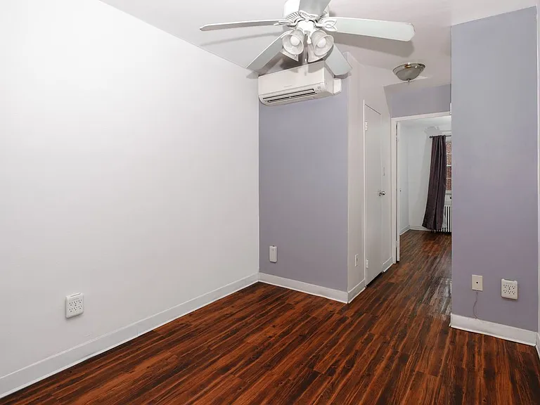 5426 Fifth Avenue — Photo 85
