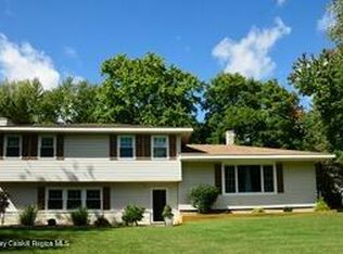 313 Pine Cir, Ghent, NY 12075