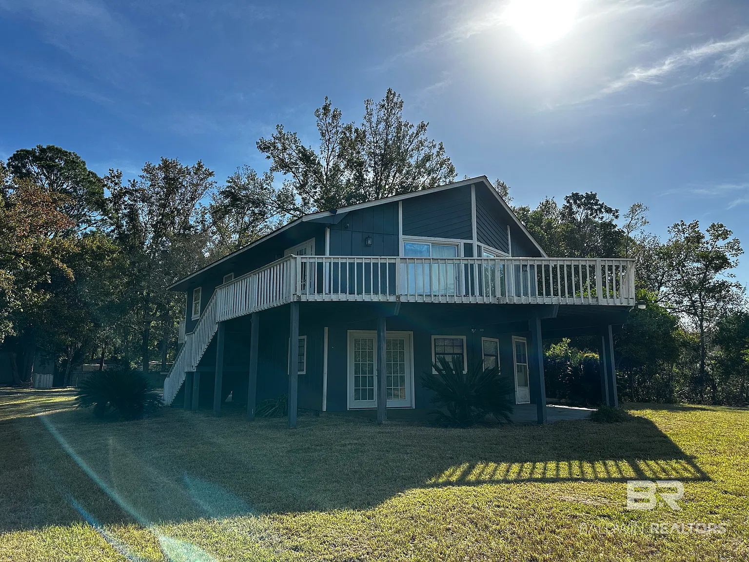 1 bed, 1.0 bath, 1200 sqft, $1,650 — Photo 2