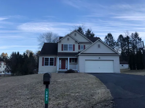 302 Addison Rd, Stroudsburg, PA 18360
