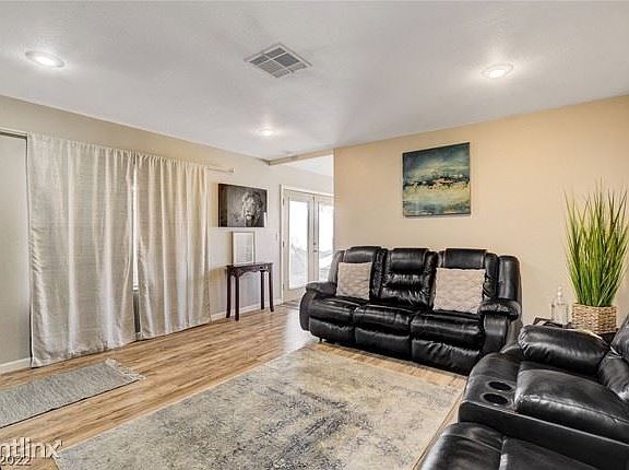 5th image of 7002 Mountain Meadow Ln
