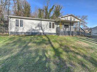 348 Rosedale Ln, Bristol, TN 37620