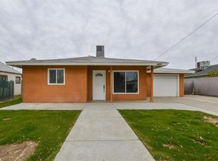 4327 E Thomas Ave, Fresno, CA 93702