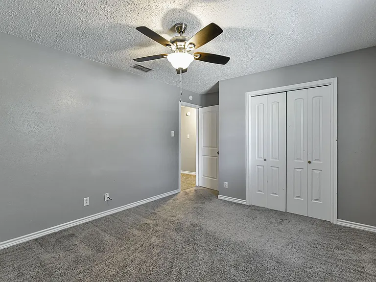 1307 Linda Spur — Photo 18