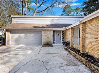 6 Kensington Ct, Conroe, TX 77304