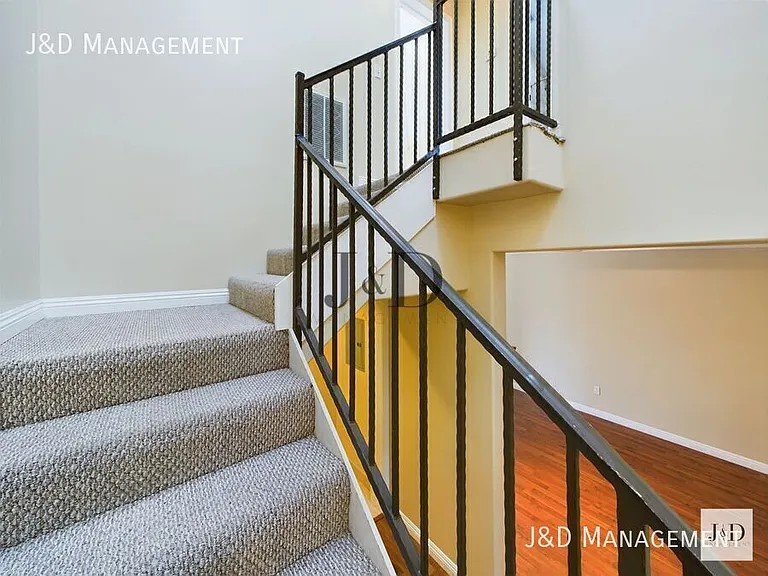 3036 Oliphant St #1 — Photo 15