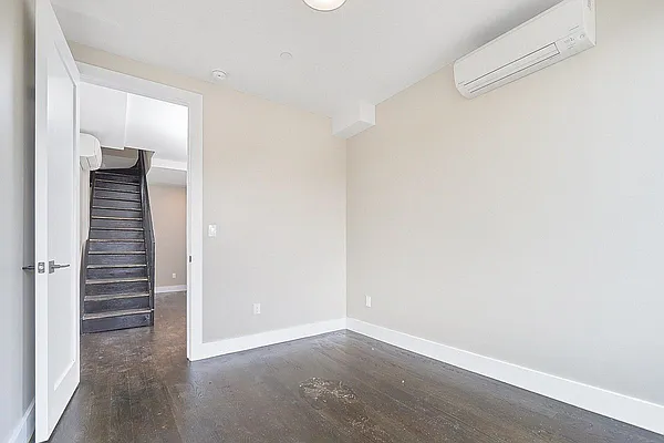 Rented by Keller Williams NYC | media 6