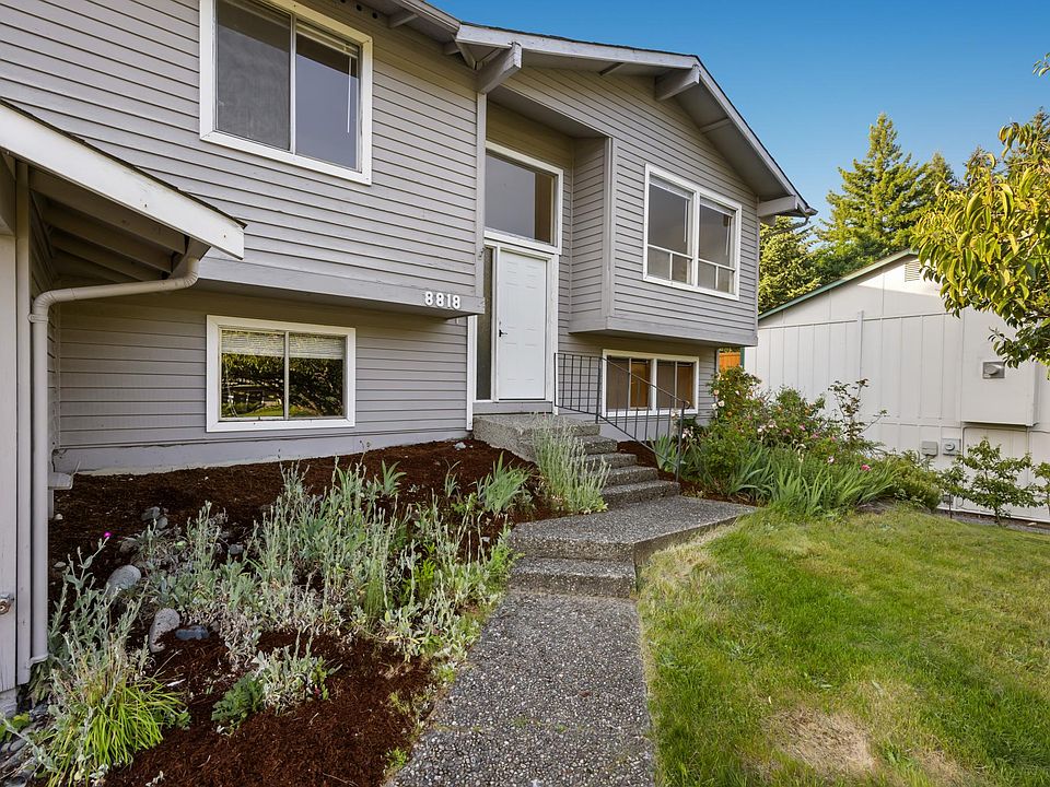 8818 NE 144th St, Kirkland, WA 98034 | Zillow