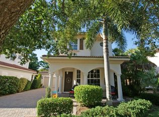 373 Columbus St, Palm Beach Gardens, FL 33410