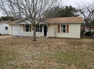 2113 S Pine St, Brady, TX 76825