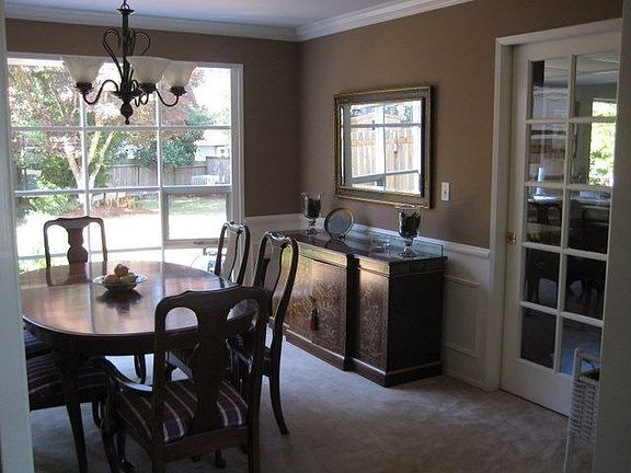 Dining Room   View of Kitchen Garden and Yard (13.5 x 12.5)
