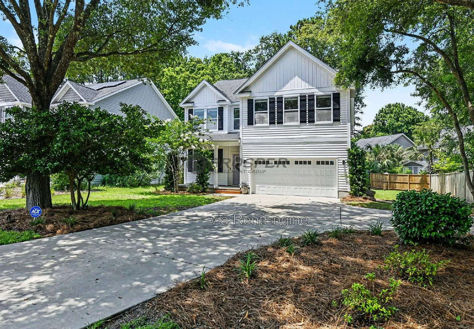 4 bed, 2.5 bath, 2846 sqft, $4,600 — Photo 3