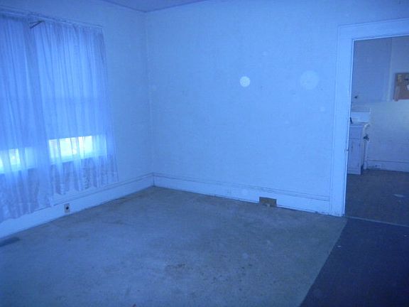 3rd image of 1325 Beal St