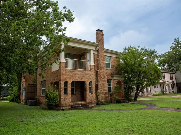 509 E 24th St #B, Bryan, TX 77803