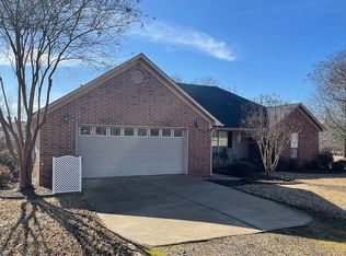 1615 Wills Dr, Conway, AR 72032