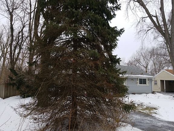 3rd image of 18150 Thomas Ln