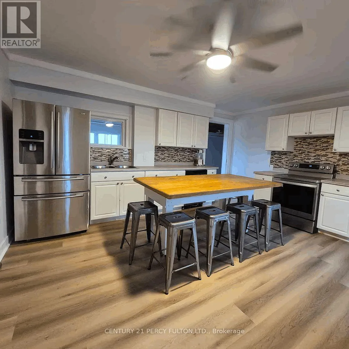 29018 Highway 48 photo 1
