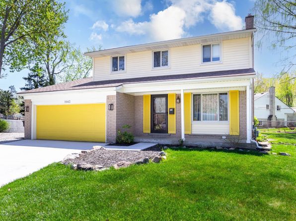 1843 S Globe St, Westland, MI 48186