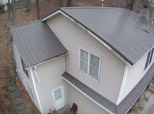 6812 Lake Dr, Hastings, MI 49058