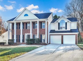 9106 Torrence Crossing Dr, Huntersville, NC 28078