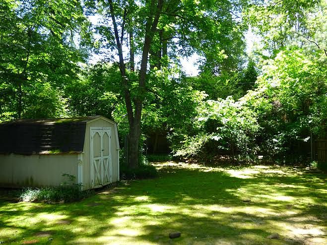 2nd image of 3285 Overland Pl