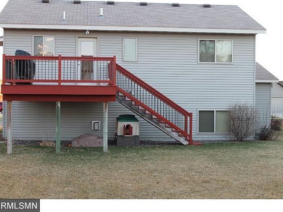 2nd image of 1050 Orchid Dr NE