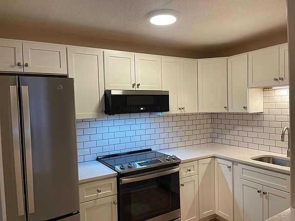 2nd image of 440 North Ave APT 4