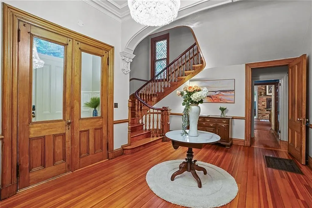 15 bed, 12.5 bath, 9115 sqft, $85,000 — Photo 4