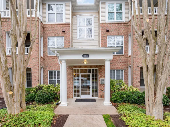 8041 Allyns Landing Way APT 101, Raleigh, NC 27615