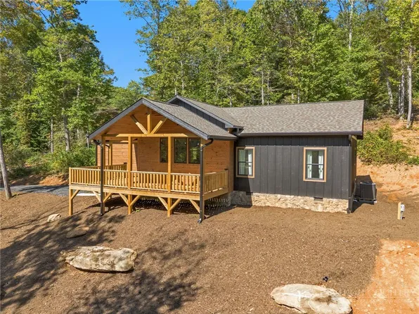 642 Woodstown Road, Fleetwood, NC 28626