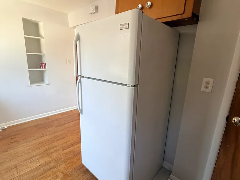 2307 Noble Rd #2 — Photo 22