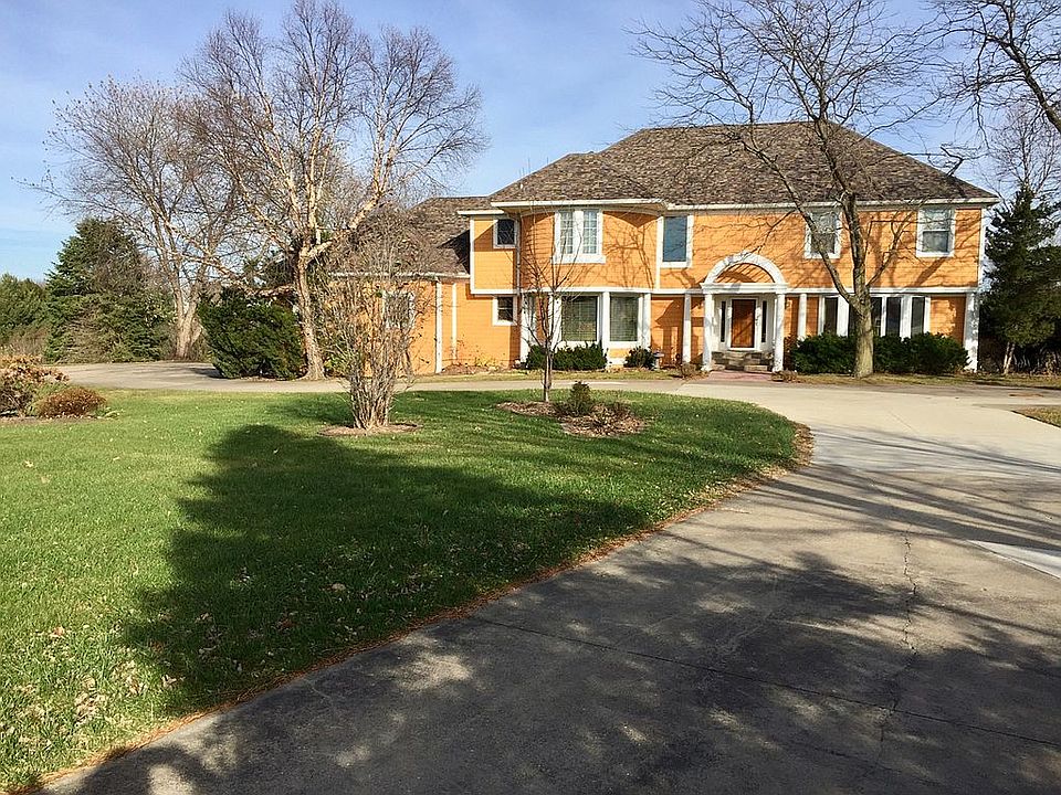 Front U driveway