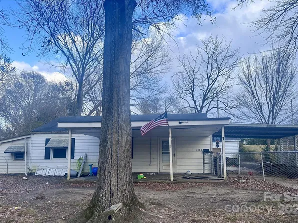 1060 McDow Dr, Rock Hill, SC 29732