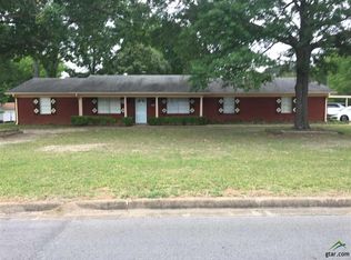 904 N White Oak Rd, White Oak, TX 75693