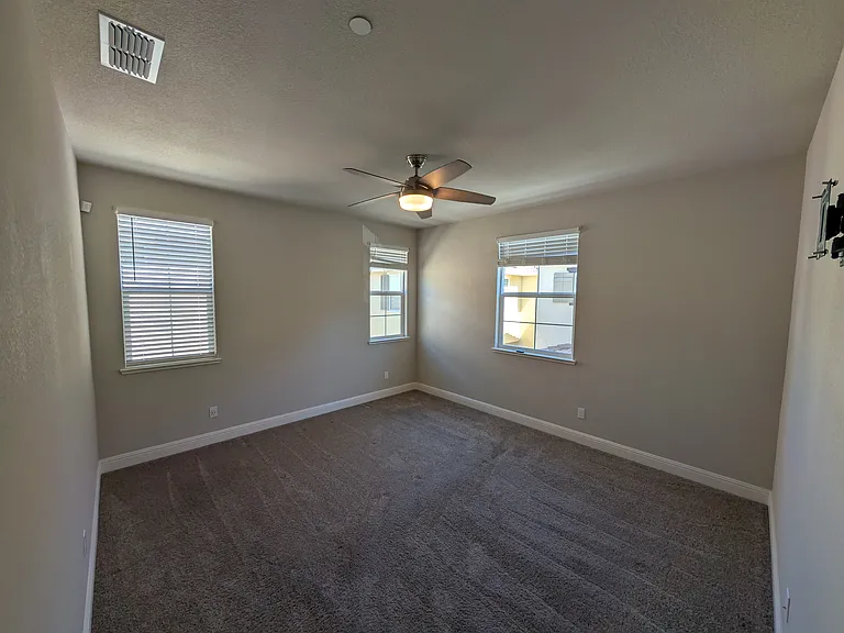 953 Posey St — Photo 18